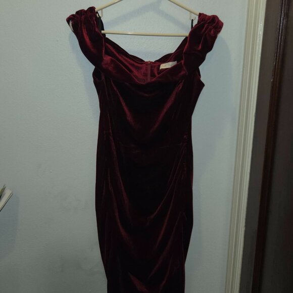 Wine Red 1960s Velvet Vintage Cocktail Dress - Picture 5 of 5